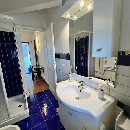 Tramonto Suite-rome Airport Fco-fronte Mare アパート